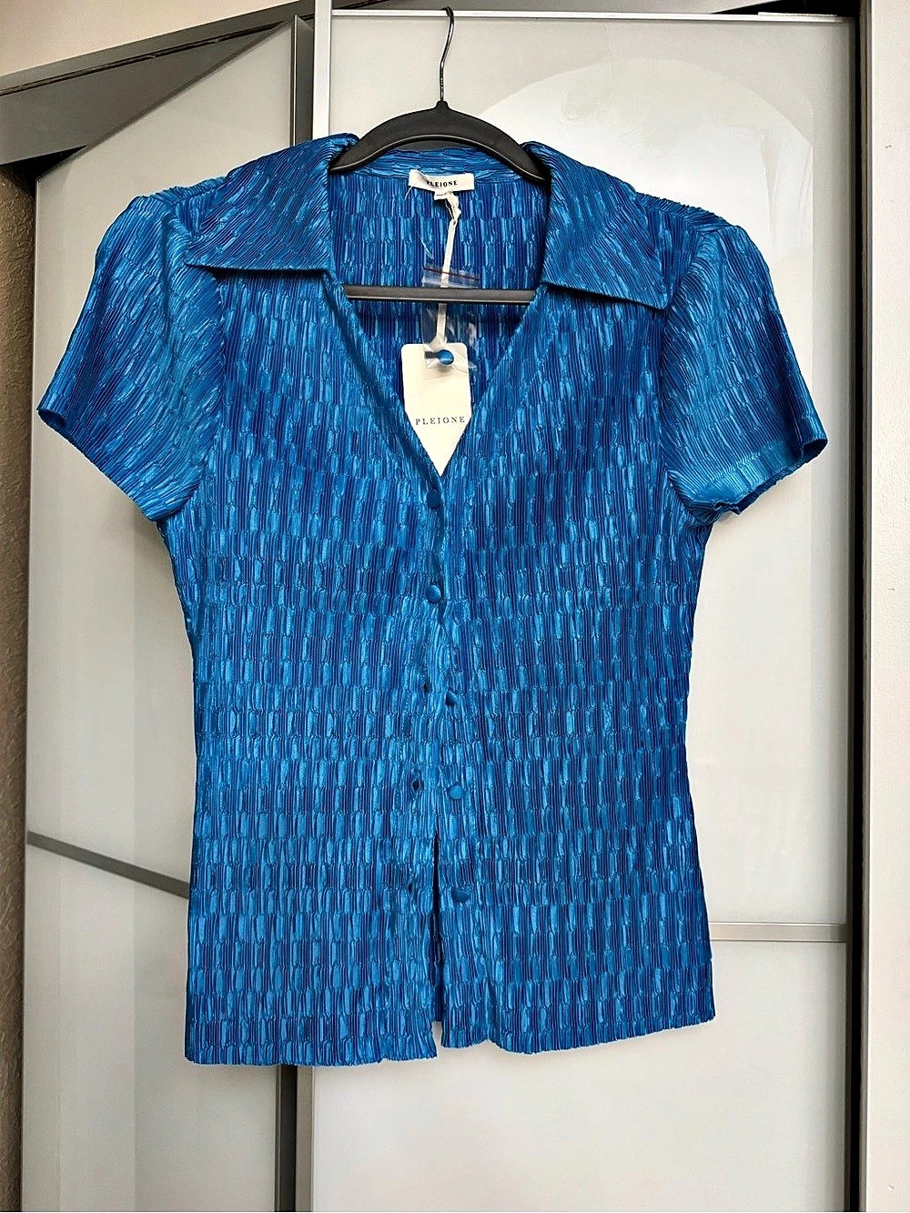 Pleione Pleated Blue Top Size Small NWT